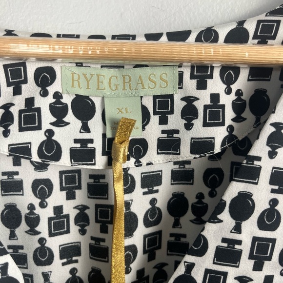 Ryegrass Flutter Sleeve Blouson Dress - Perfume bottle Print - Womens XL - NEW - Picture 6 of 10